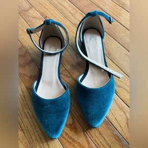 NEW Velvet Pointed Toe Flats